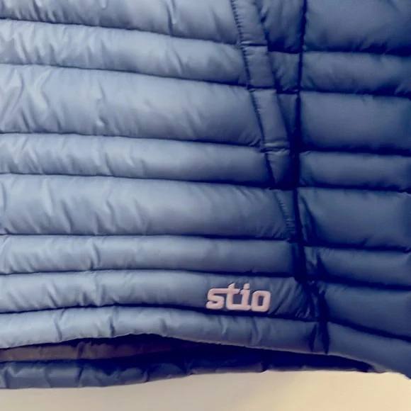 Stio women’s jacket - Picture 3 of 5